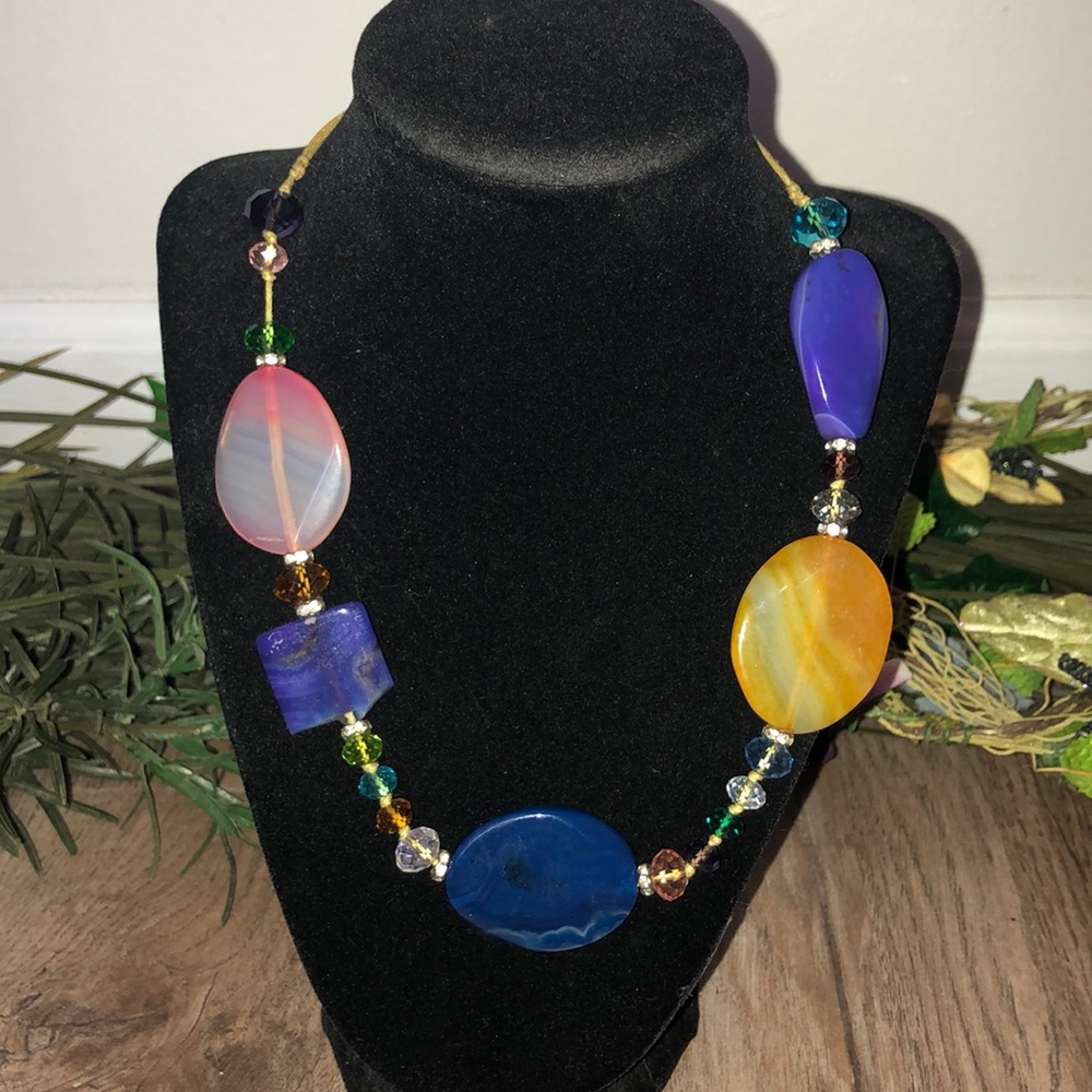 Vintage geo glass necklace!